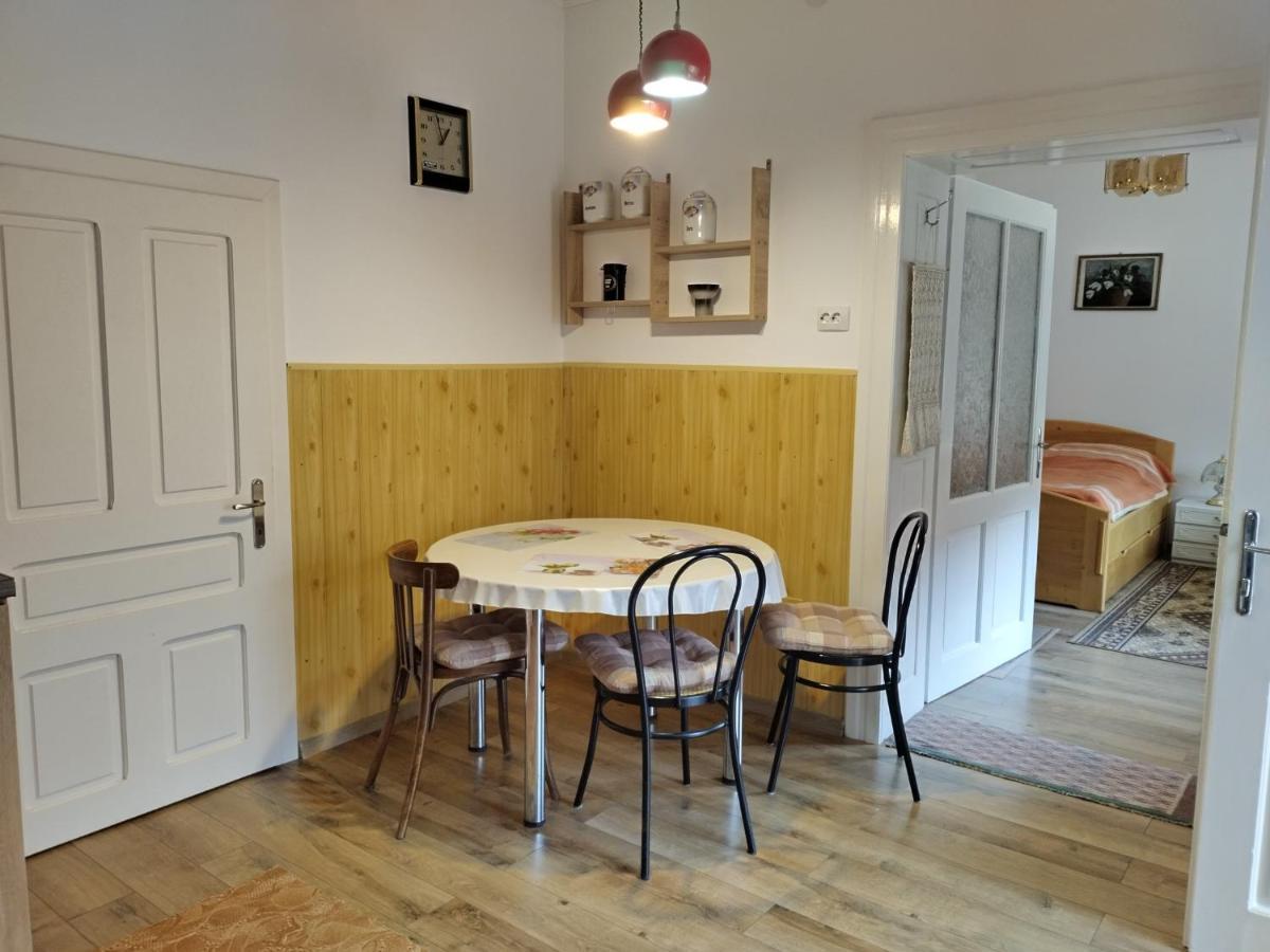 Zadora Haus Appartement Săcele Buitenkant foto